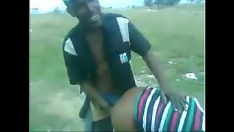 Sexo Al Aire Libre Con Una Prostituta Negra