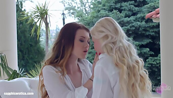 Doigts Croisés Et Jambes Croisées: La Rencontre Lesbienne De Misha Cross Et Lola Tay